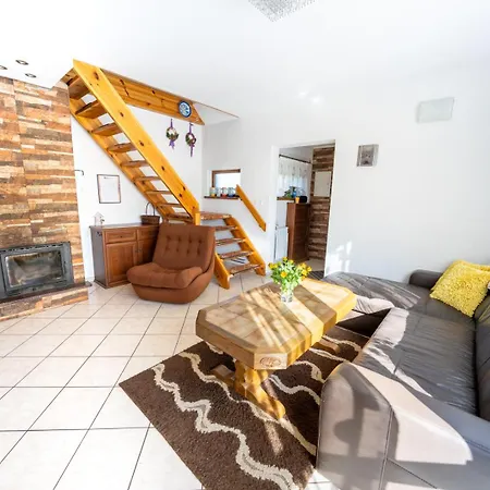 Z Kominkiem Klaczno, Blisko Lasow I Jezior * Studzienice