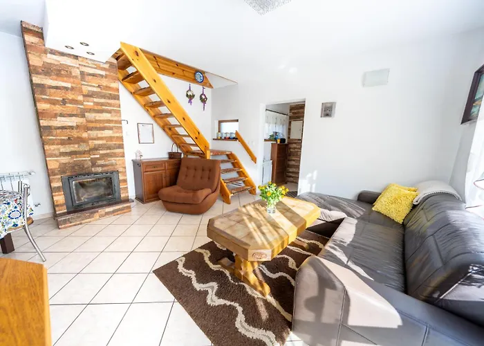 Z Kominkiem Klaczno, Blisko Lasow I Jezior * Studzienice